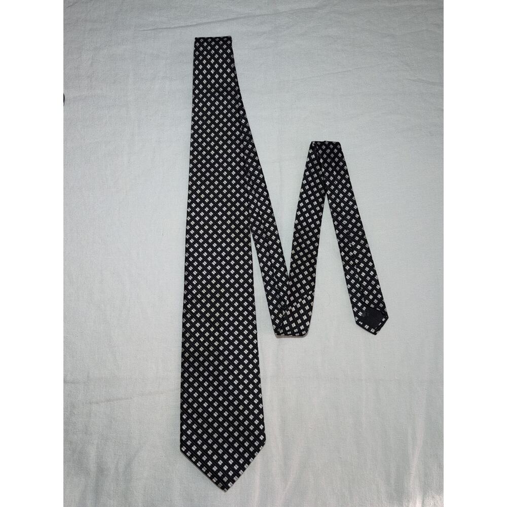 Brooks Basics by Brooks Brothers Black White Pure Silk Neck Tie Made In The USA‎